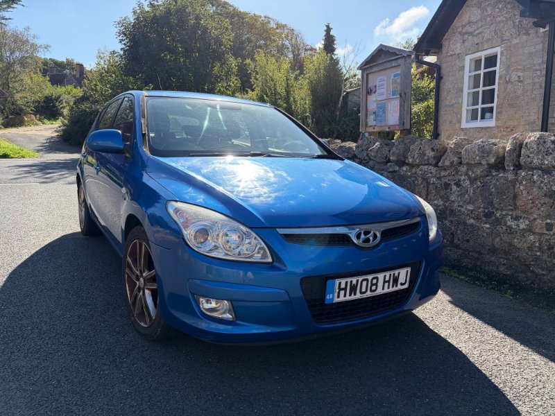 2008 Hyundai i30 2.0 CRDi Premium Hatchback 5dr Diesel Manual Euro 4 138 bhp