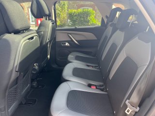 /photos/1300/2a2e9f54-ac87-bfdb-b02a-5233c7f53107_i320x240.jpg