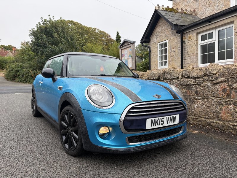 2015 MINI Hatch