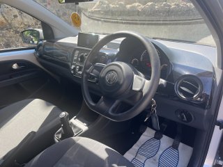 /photos/1300/60112249-06d2-97c7-66cf-5d3359e084af_i320x240.jpg