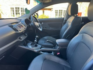 /photos/1300/7e7c70e8-d2c3-58b1-95c2-8538d5d2183c_i320x240.jpg