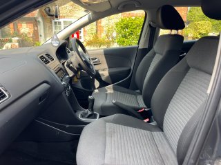 /photos/1300/8c11f9d1-3521-48ea-4b8c-f1d62ff3003c_i320x240.jpg