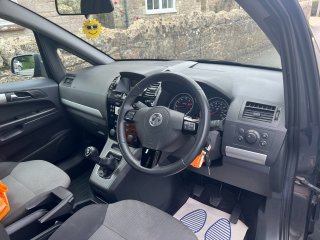 /photos/1300/e0cb16e2-9c97-b35b-c553-355858bf414d_i320x240.jpg